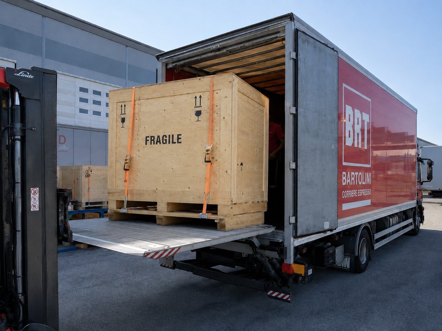 Logistica e spedizioni motori Racma S.R.L.